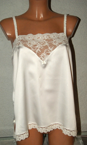 Simone pérèle satin negligee - simone,